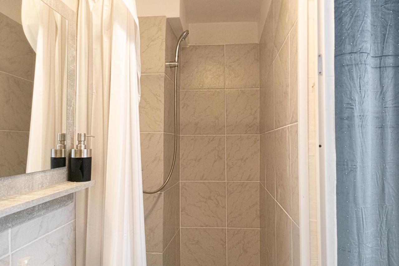 Cozy Room @ Hauptbahnhof - Well Situated & Central Vienna Esterno foto