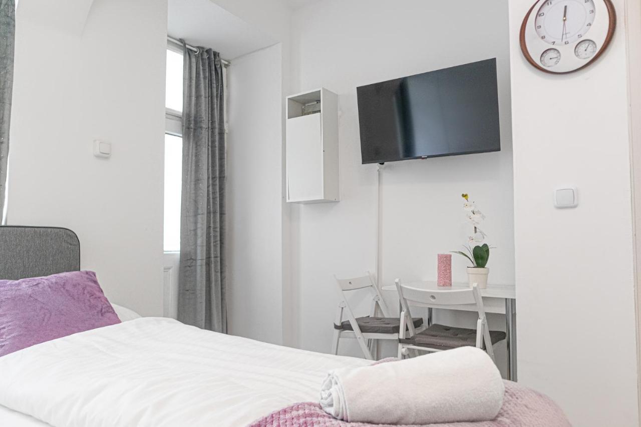Cozy Room @ Hauptbahnhof - Well Situated & Central Vienna Esterno foto